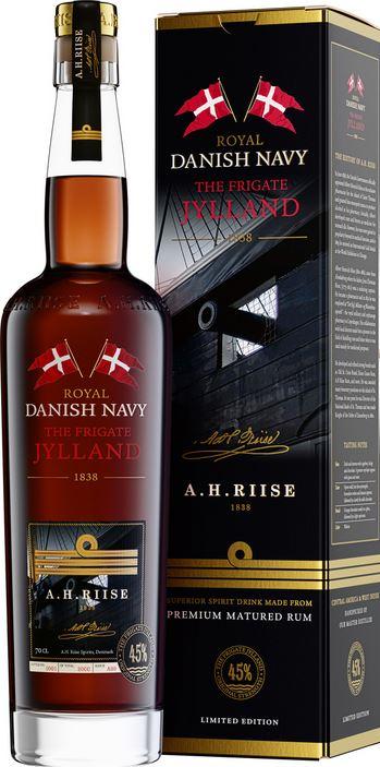 A.H.Riise Royal Danish Navy The Frigate Jylland 70cl 45 % vol 42,95€